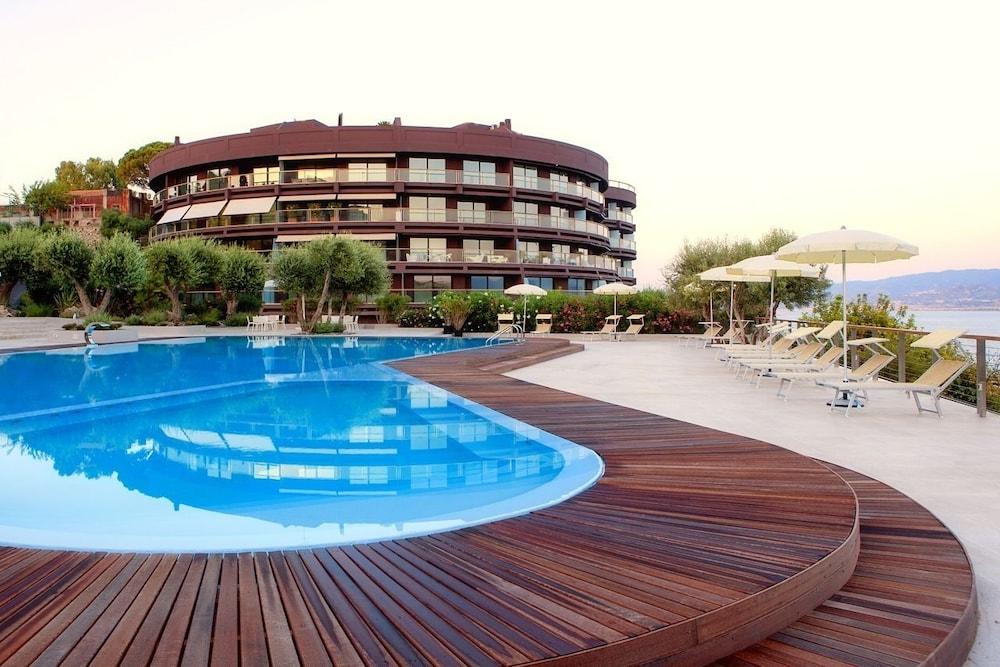 Eolian Milazzo Hotel Екстериор снимка