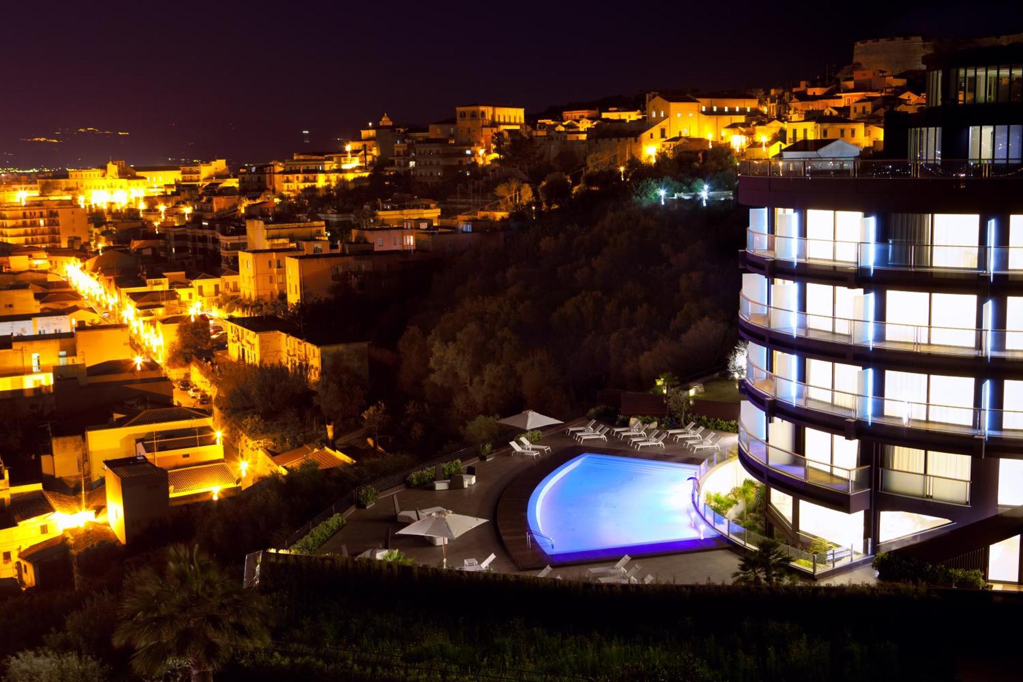 Eolian Milazzo Hotel Екстериор снимка