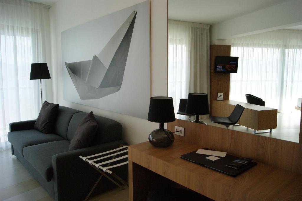 Eolian Milazzo Hotel Стая снимка